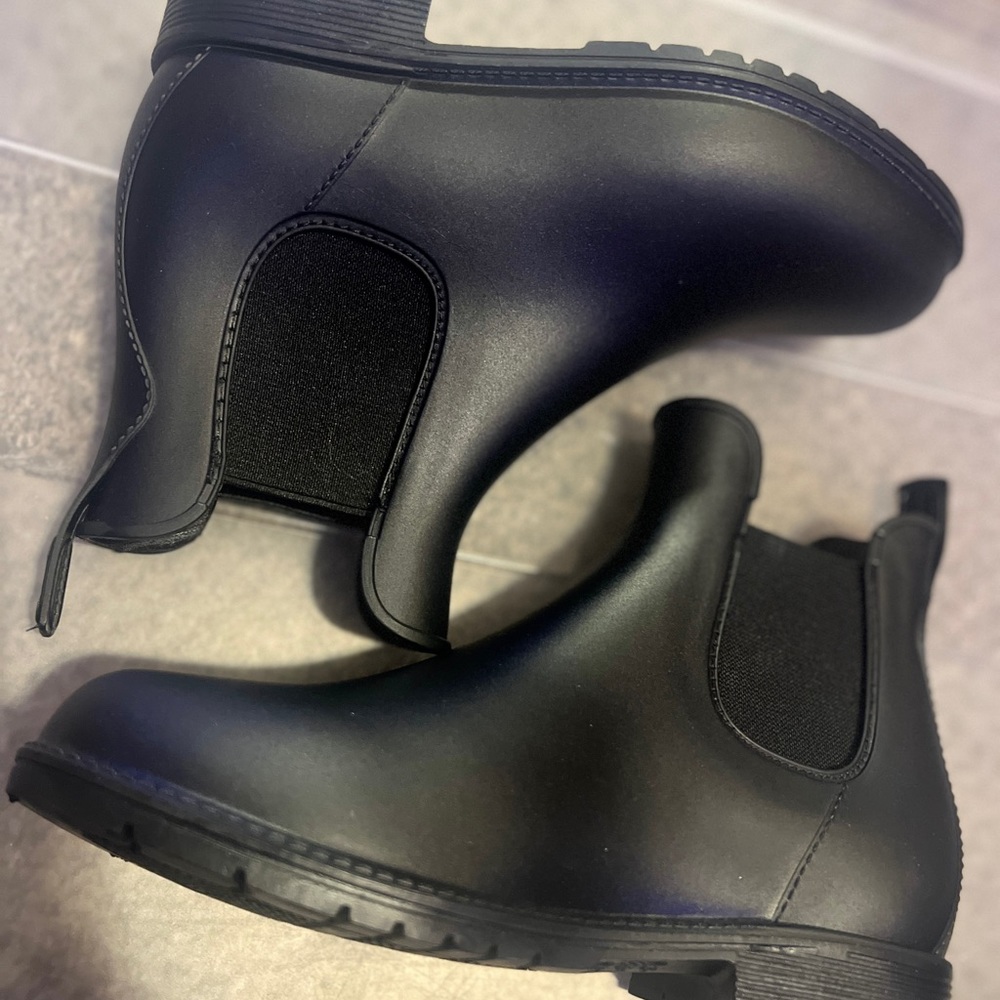 Toddler girl Boots Brand New Black Stylish In styleBOOTS